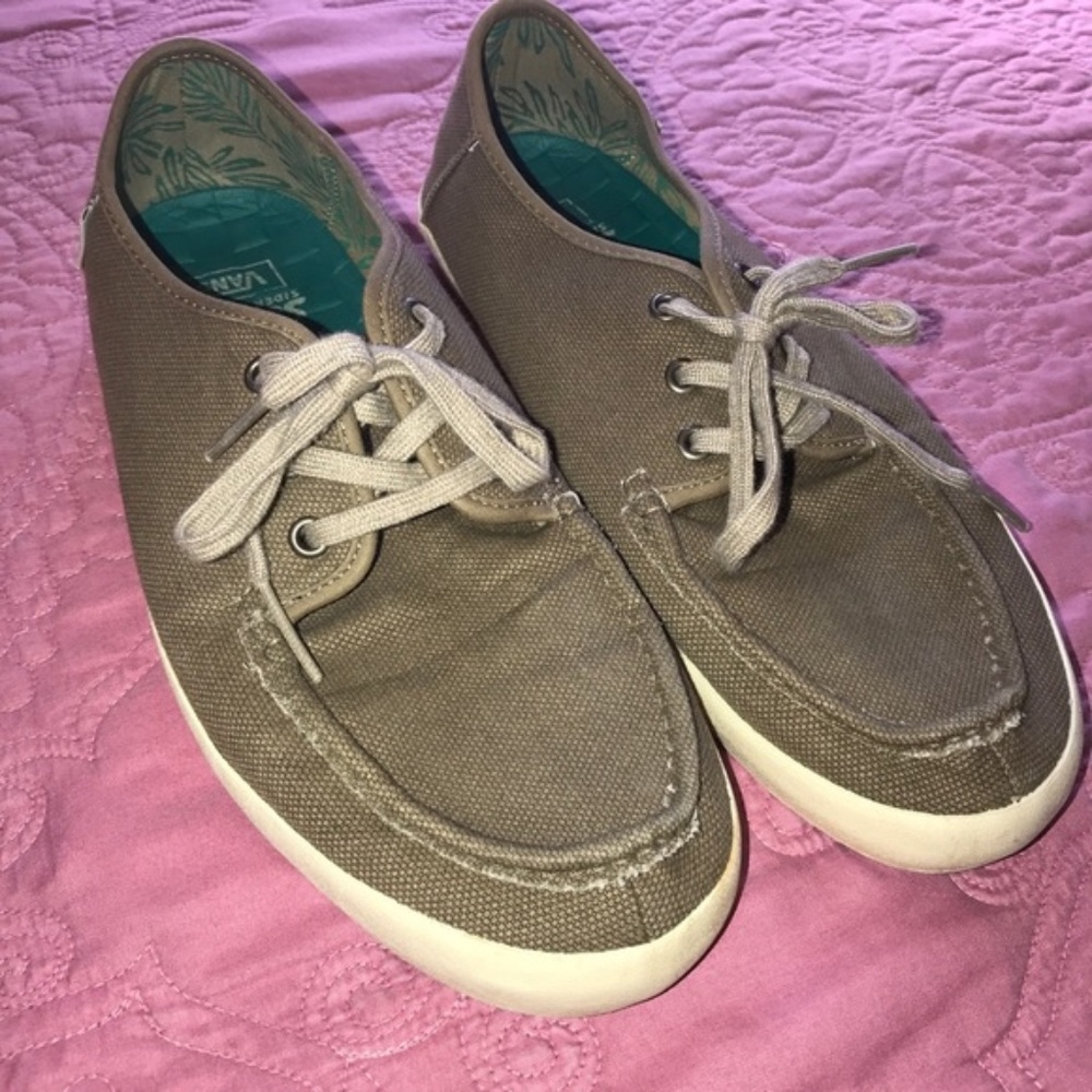 Vans Surf Sider slide ons